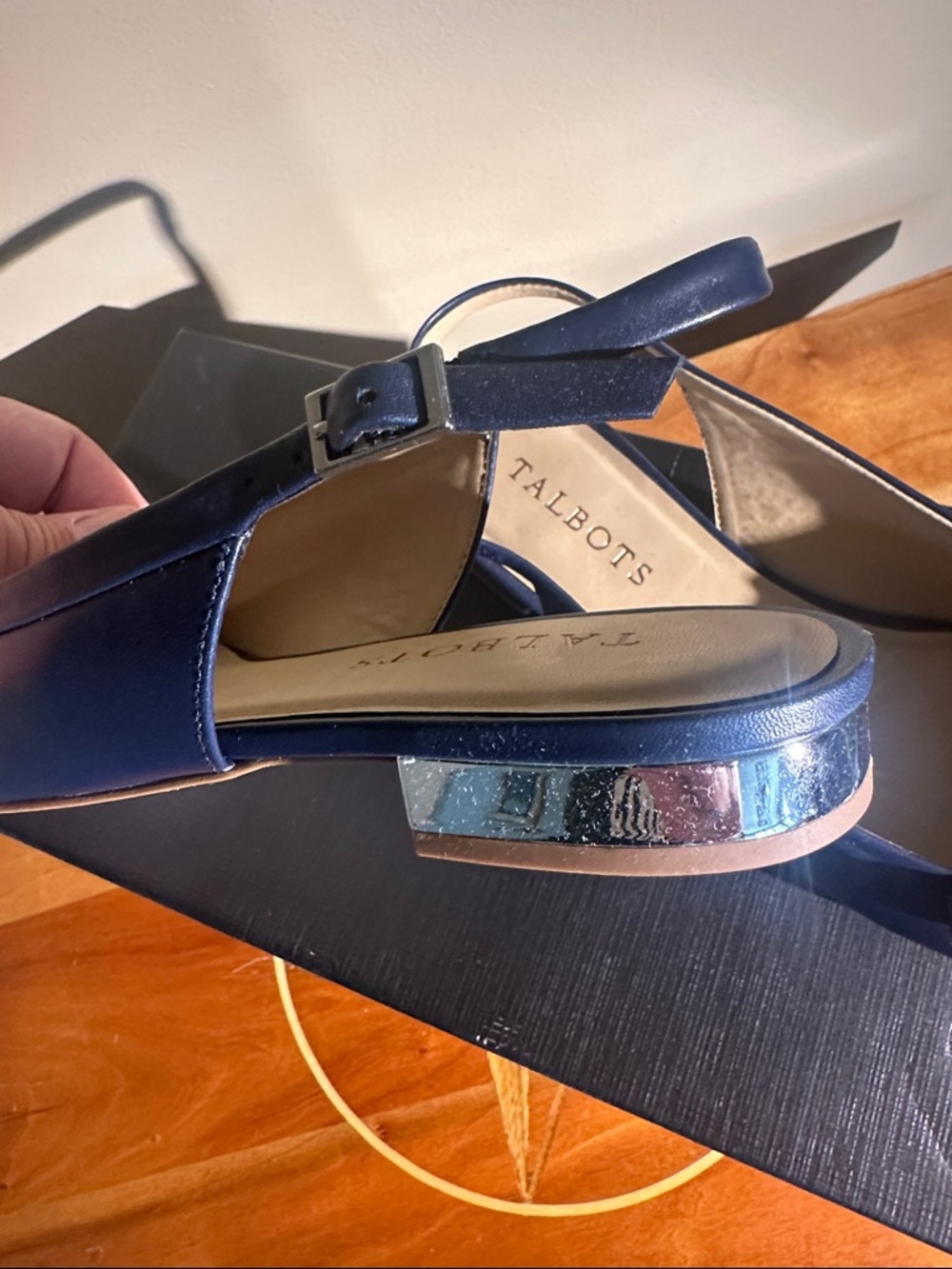 Talbots Edison Binding Bow Shoe. - Picture 5 of 8